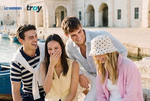 TROY Logolu Bankkart'ınıza LC Waikiki'de 300 TL İndirim